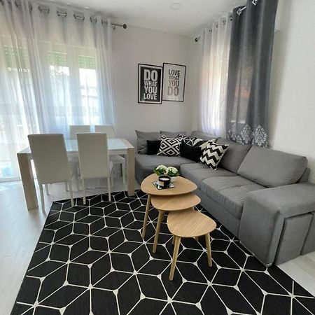 شقة Casa Di Isabelle Venezia ميستر المظهر الخارجي الصورة